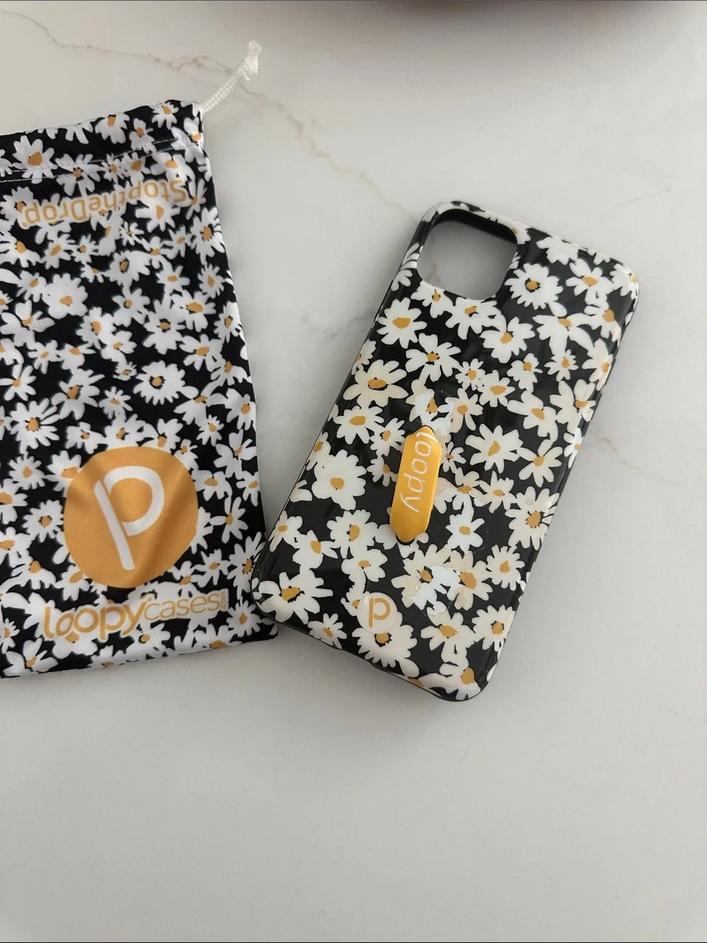 Loopy Case Black Daisy Phone Case with Yellow Accents